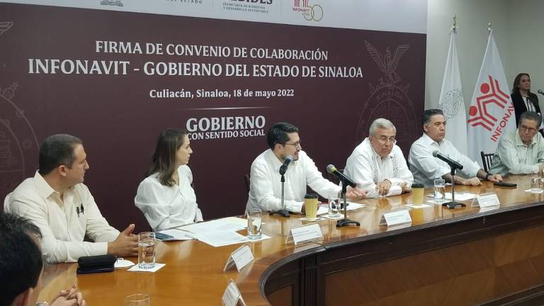 Gobierno del Estado firma convenio con Infonavit; familias podrán congelar mensualidades de su crédito