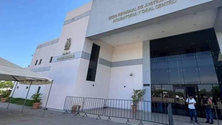 Este martes, el funcionario de la Fiscalía de Sinaloa enfrentó una primera parte de su audiencia inicial.