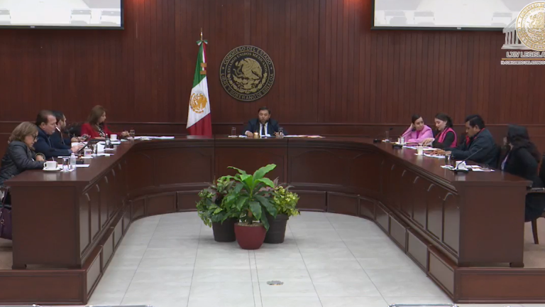 La Diputación Permanente del Congreso del Estado de Sinaloa dio lectura a cinco iniciativas.