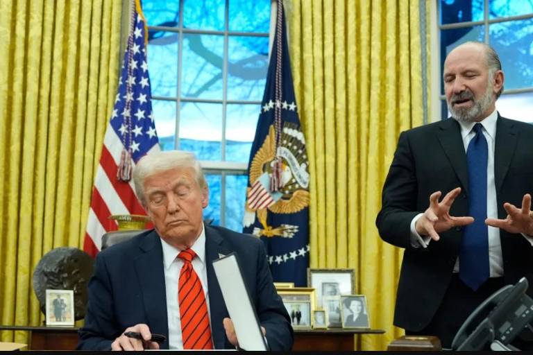 Trump fija aranceles del 25% al acero y al aluminio, incluyendo el de México