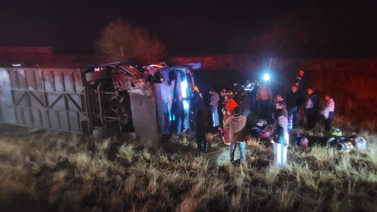 El domingo 9 de febrero a primeras horas ocurrió un accidente de autobús a la altura del kilómetro 98+100 de la autopista Mazatlán-Culiacán, cerca de Pueblo Nuevo, Elota.