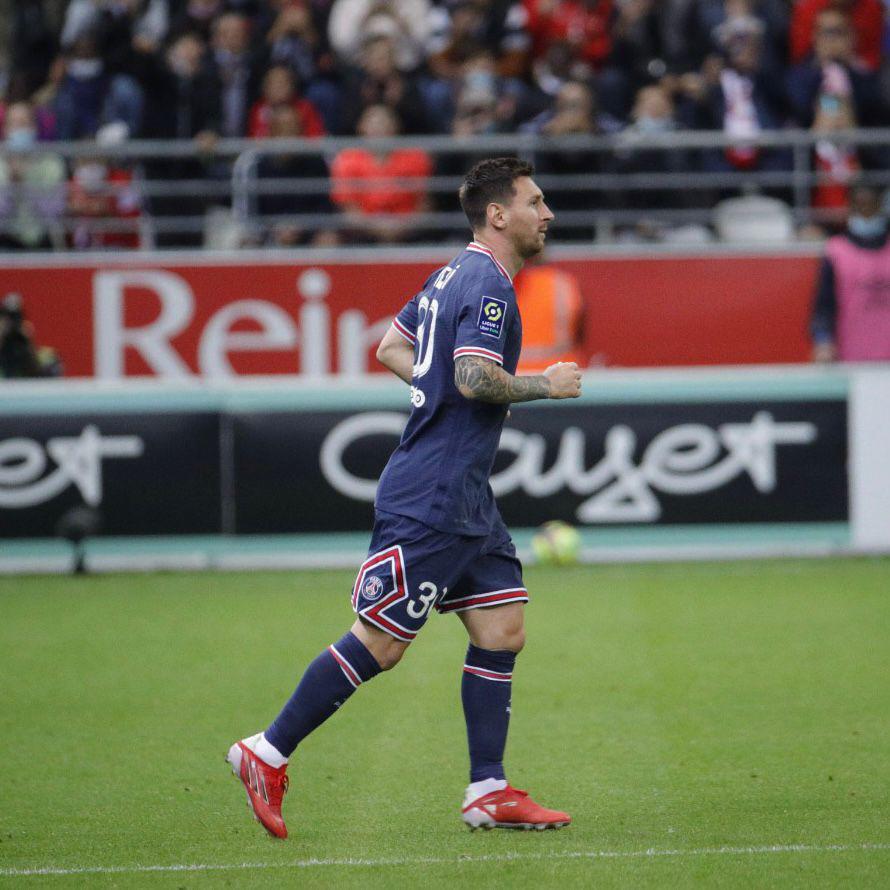 $!Lionel Messi hace su esperado debut con el París Saint-Germain