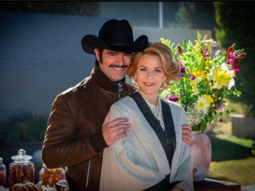$!Contra los deseos de la familia, Televisa estrena bioserie de Vicente Fernández