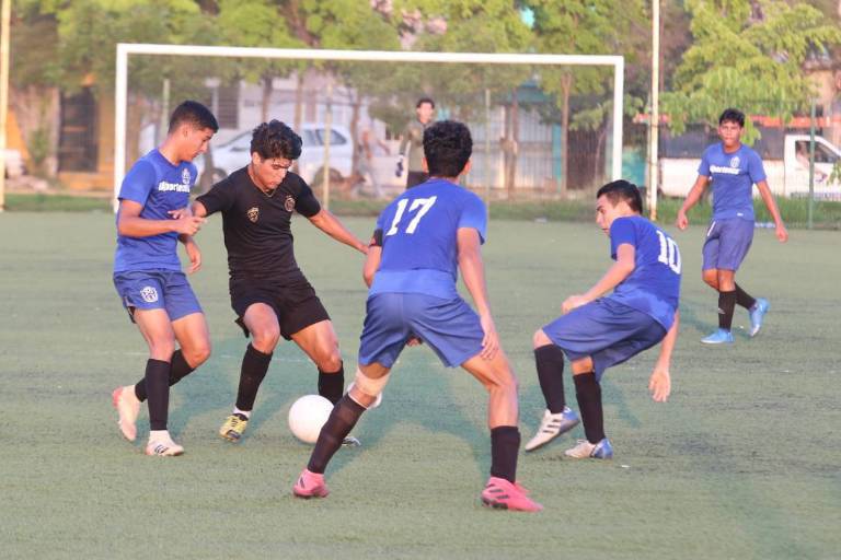 Centro de Formación toma ventaja en semifinales de la Juvenil C de Mazatlán