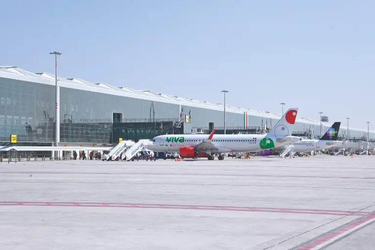 Aerolíneas de carga no quieren volver al AICM, afirma Sheinbaum