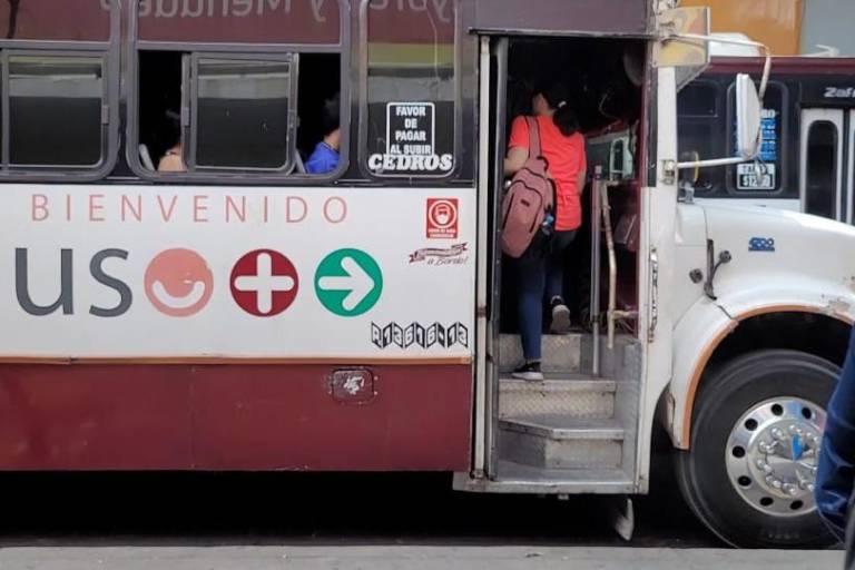 Choferes alistan contrademanda a joven que acusó a chofer de agresión sexual en Culiacán