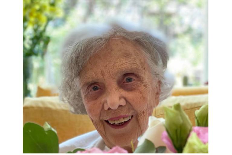 Elena Poniatowska recibirá homenaje en el Palacio de Bellas Artes por sus 90 años