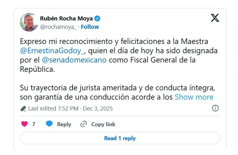Rocha Moya utilizó sus redes sociales para enviar la felicitación a Ernestina Godoy.