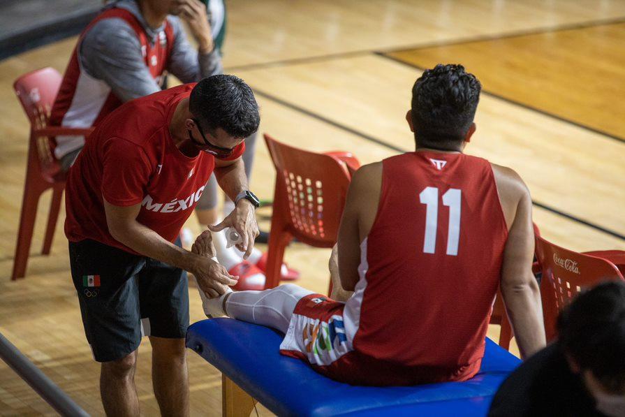 $!El Tricolor de baloncesto convoca a fisioterapeuta mazatleco