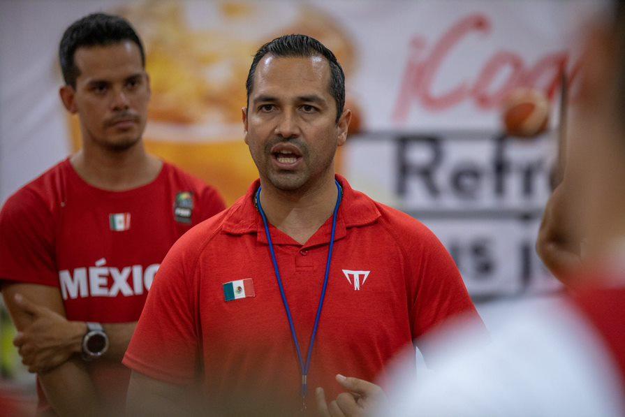 $!El Tricolor de baloncesto convoca a fisioterapeuta mazatleco