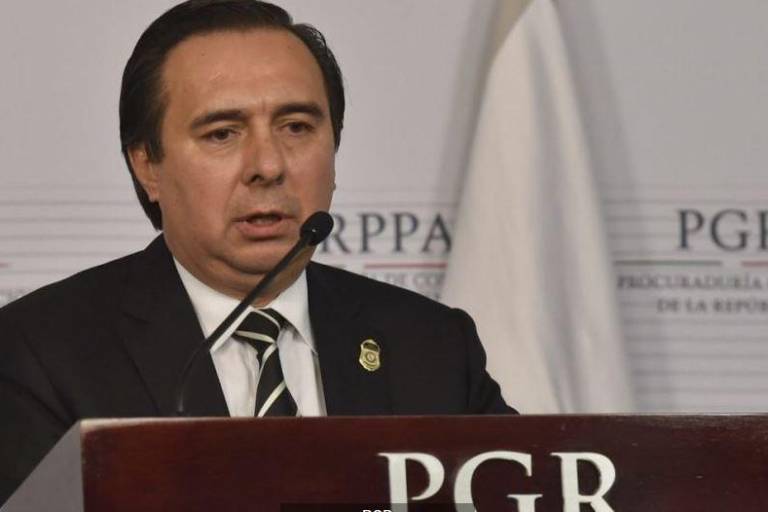 Juez federal gira nueva orden de captura contra Tomás Zerón