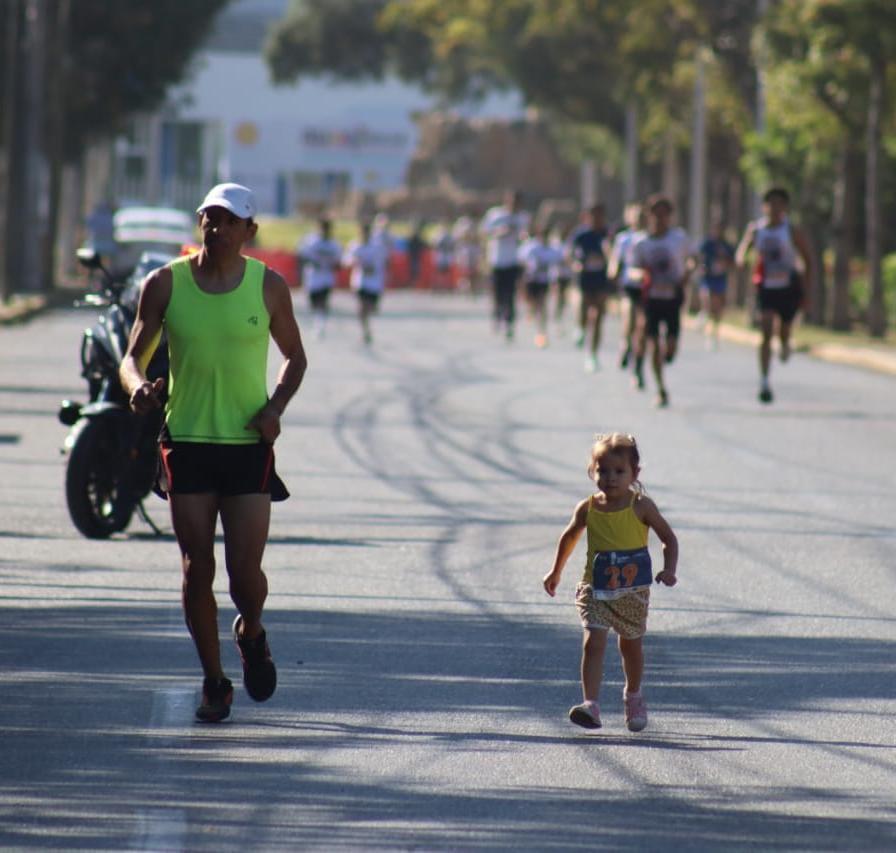 $!Conquistan más de 500 runners Avenida Leonismo, en la Carrera G Móvil