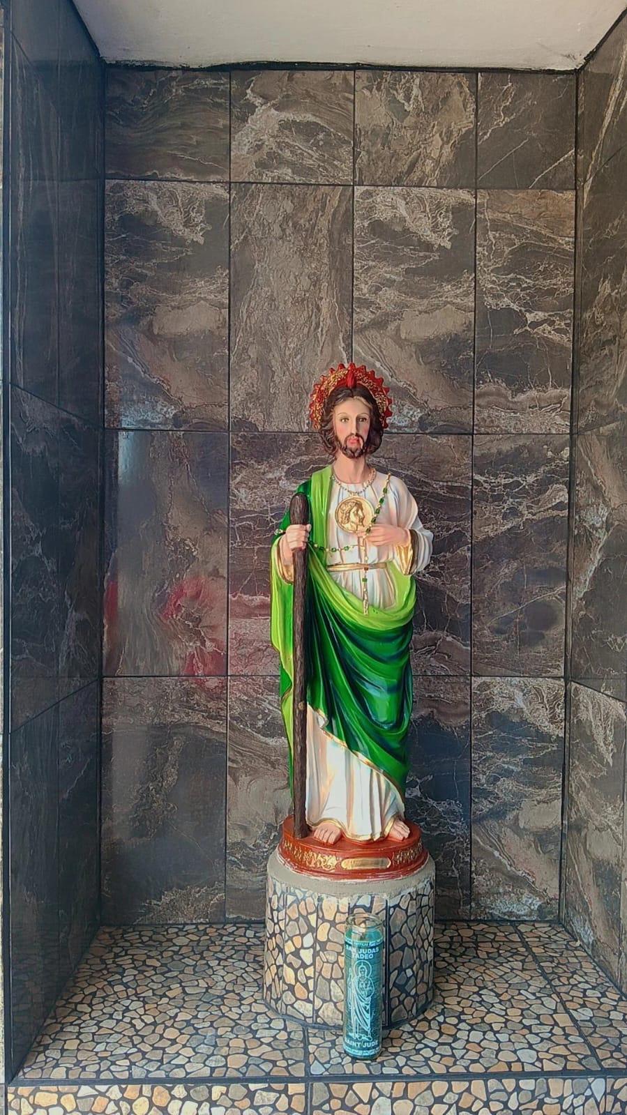 $!Carmen y su padre Juan cumplen con San Judas tras el favor en su lucha contra el cáncer