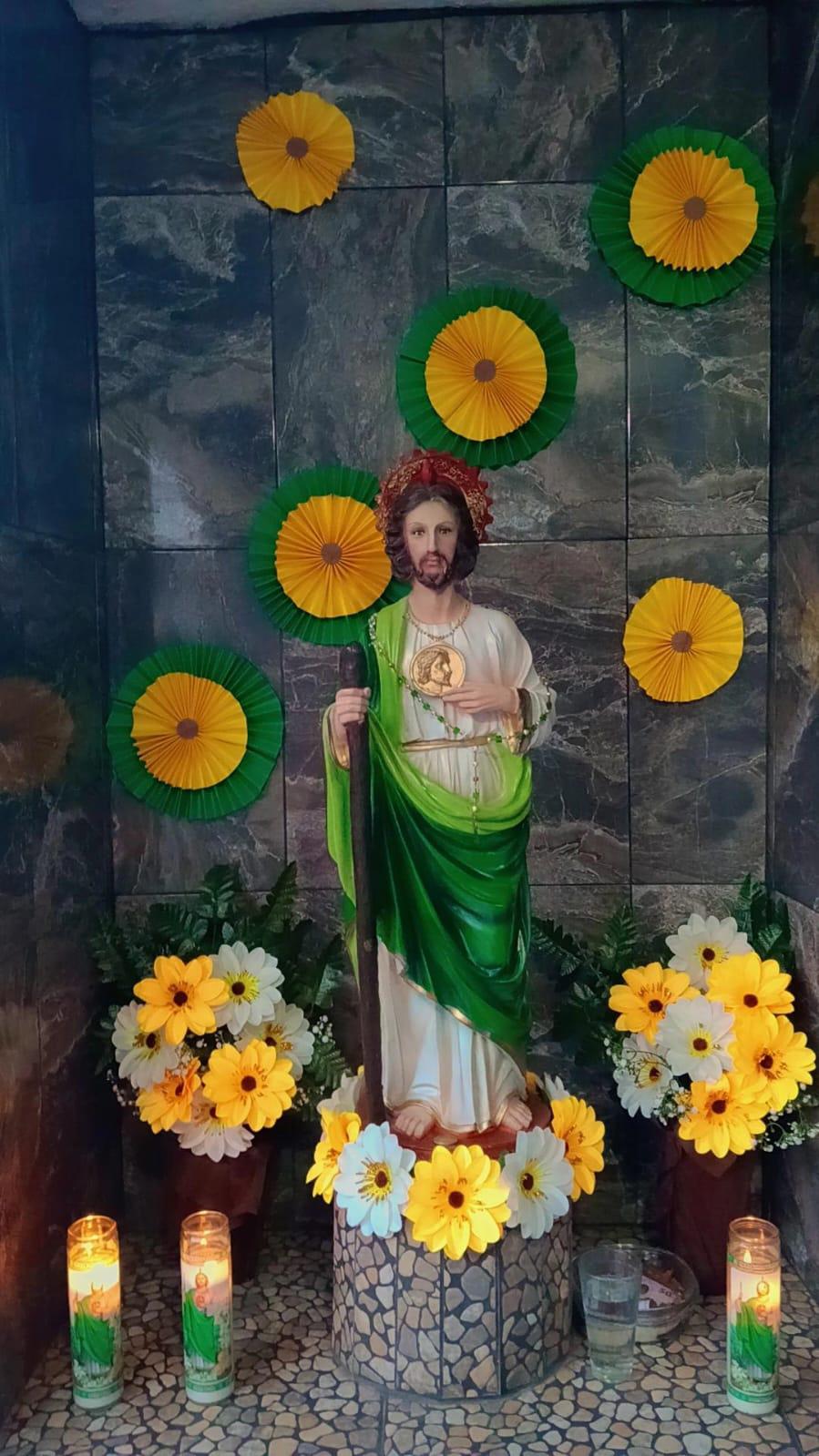 $!Carmen y su padre Juan cumplen con San Judas tras el favor en su lucha contra el cáncer