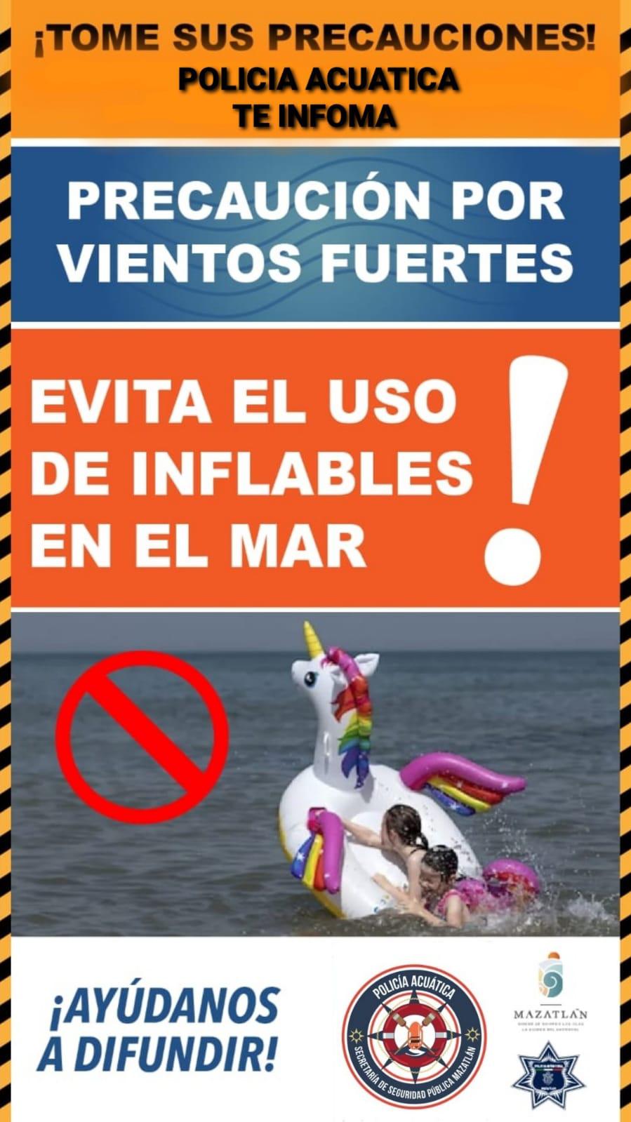 $!Alerta SSPM de viento fuerte en Mazatlán; suspende uso de inflables en la playa