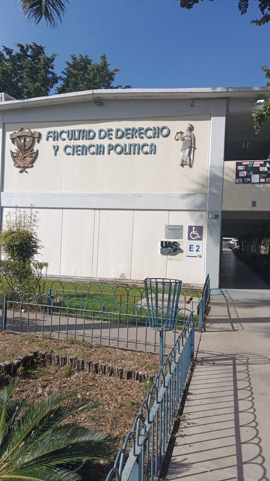 $!Denuncian alumnos de la UAS en Ahome carencias en infraestructura educativa