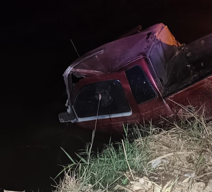 $!Choque en el Campo 35, en Ahome, deja dos muertos y cinco heridos graves