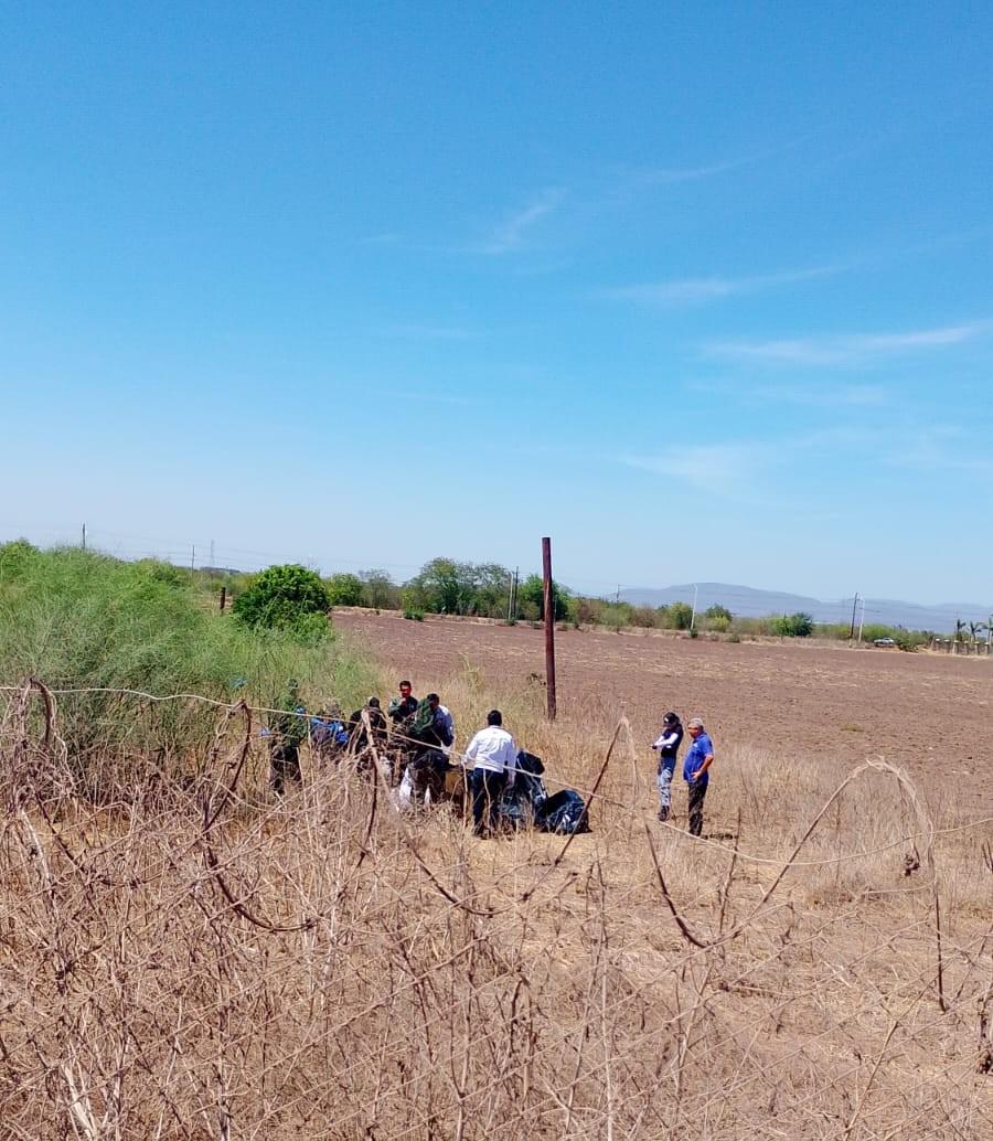 $!Hallan cuerpo en estado de descomposición dentro de bolsa en tierras de cultivo de Costa Rica