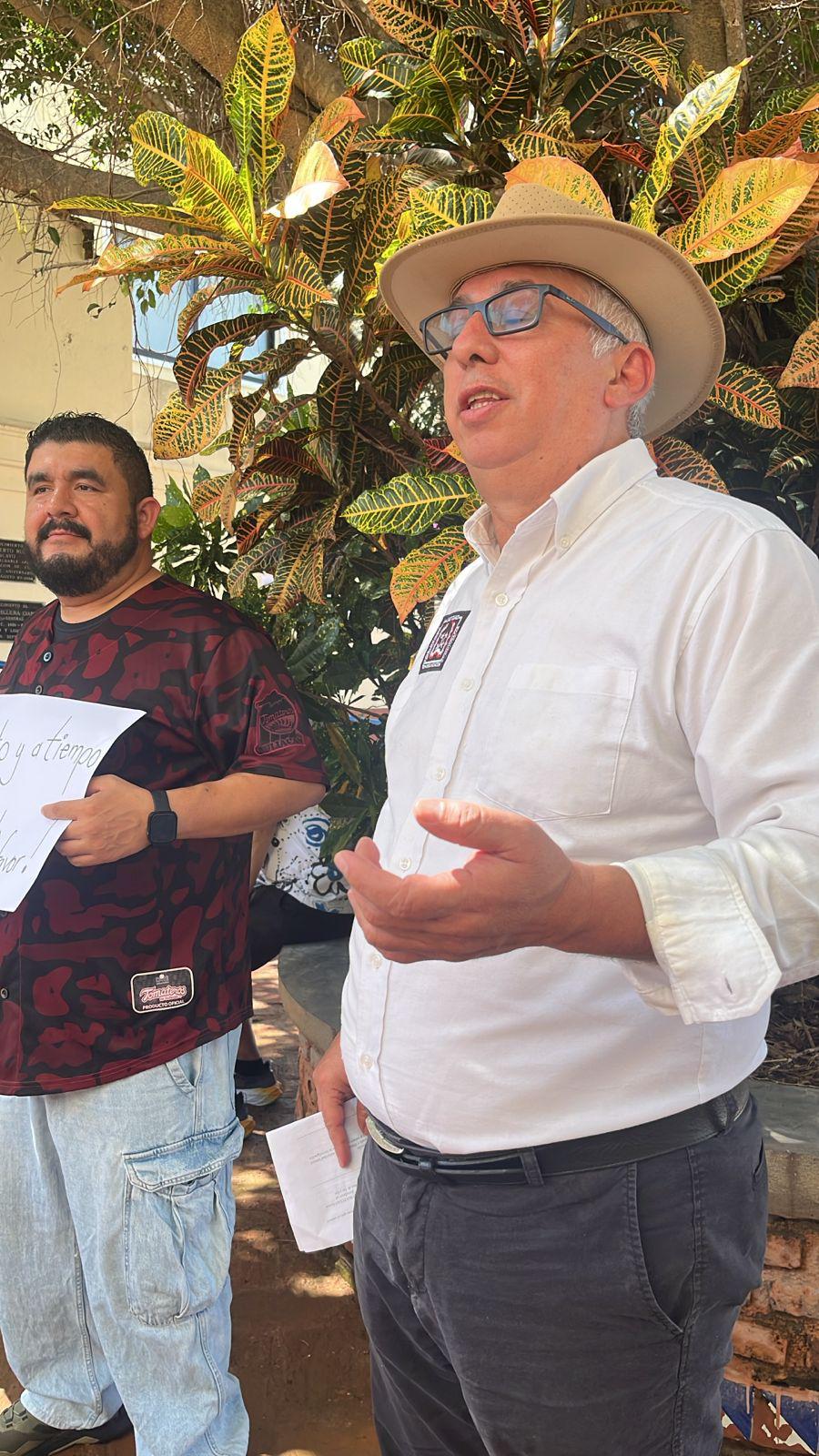 $!Se unen investigadores de ciencia y tecnología de Mazatlán a protesta nacional