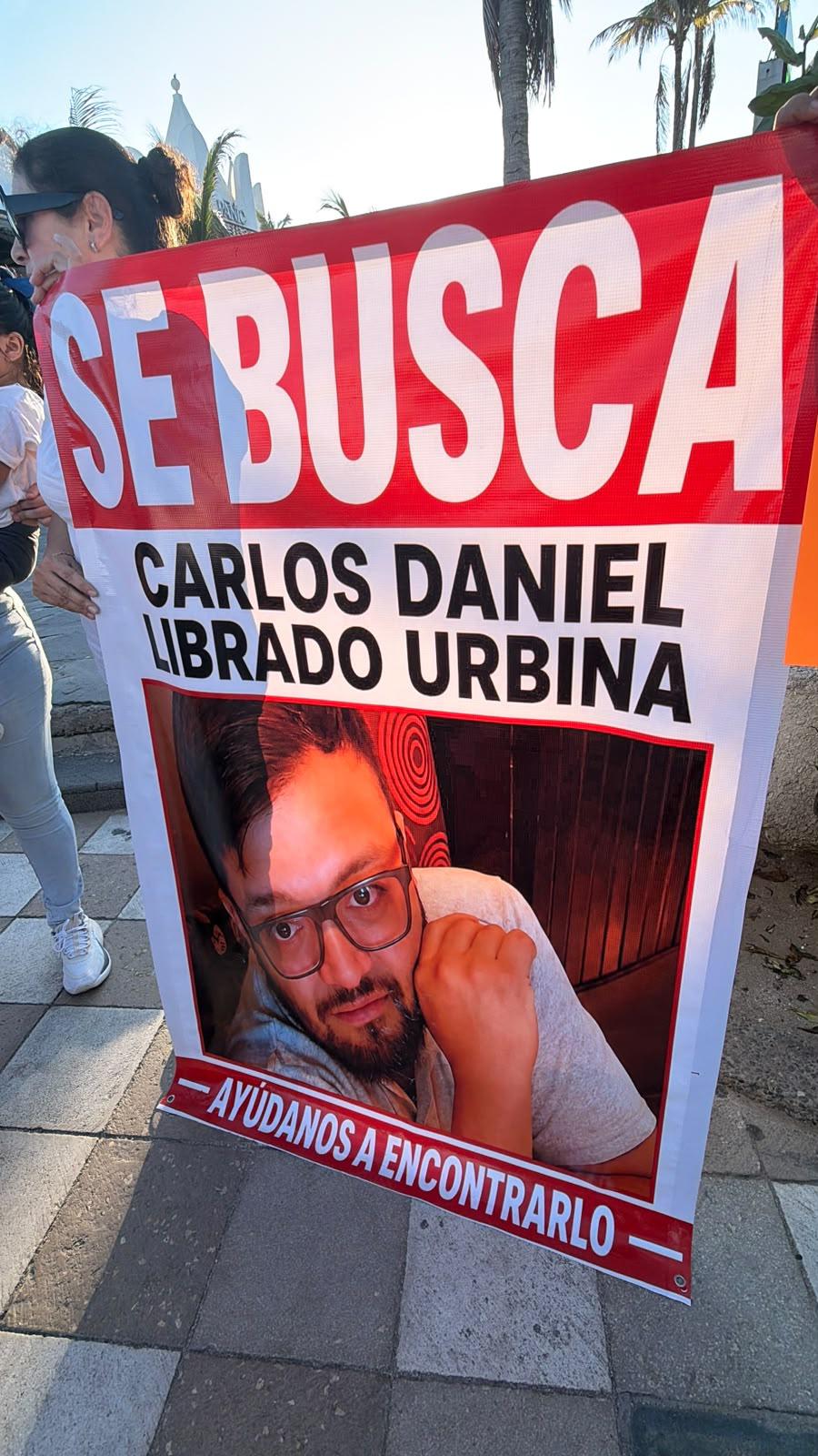 $!Familiares exigen intensificar búsqueda de Carlos Daniel, desaparecido en Mazatlán