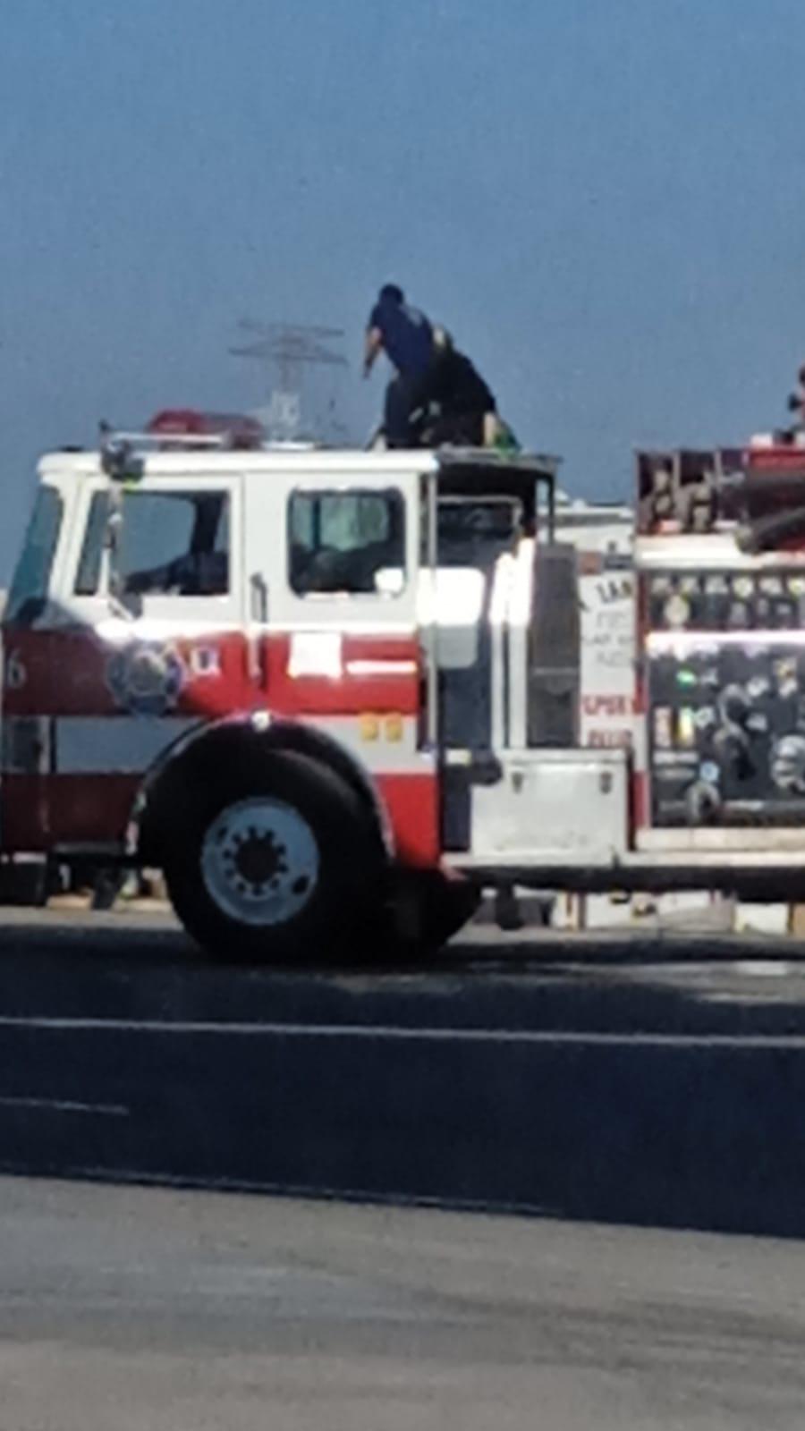 $!Se intoxica hombre al limpiar cisterna de combustible en gasolinera de Culiacán