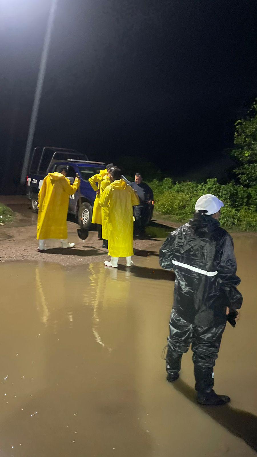 $!Lluvias intensas ocasionan desbordamiento de arroyos y ríos en sur de Escuinapa