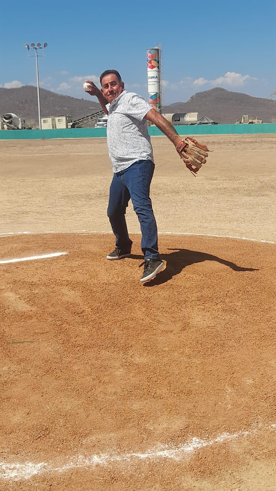 $!Se inaugura la Liga Campesina de Beisbol de Segunda Fuerza Río Presidio