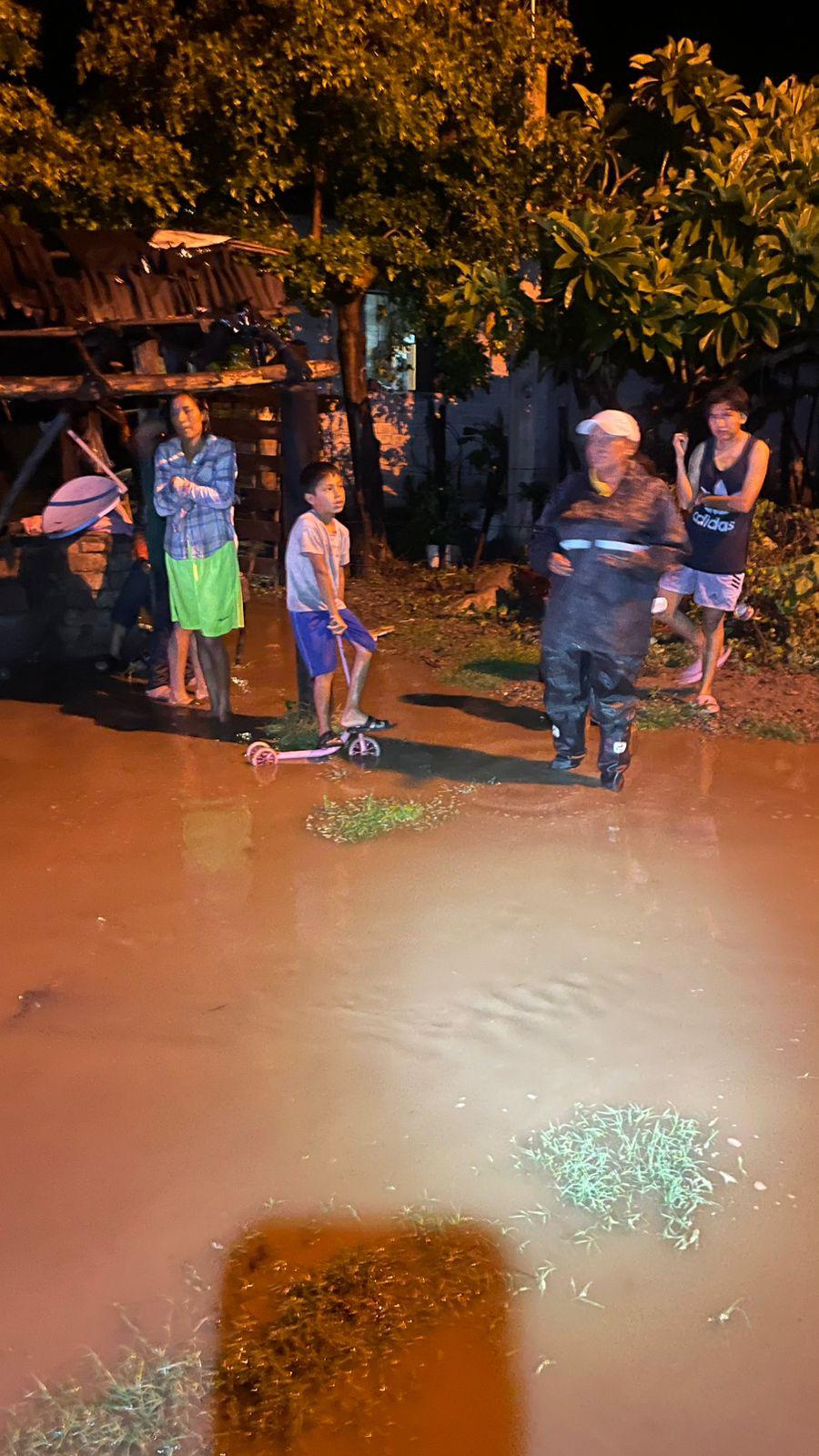 $!Lluvias intensas ocasionan desbordamiento de arroyos y ríos en sur de Escuinapa