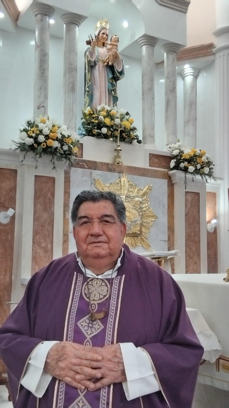 $!Padre Manuel Carrasco celebra 50 años de sacerdocio: ‘Feliz y satisfecho por haber logrado ser un instrumento de Dios ante los hombres’