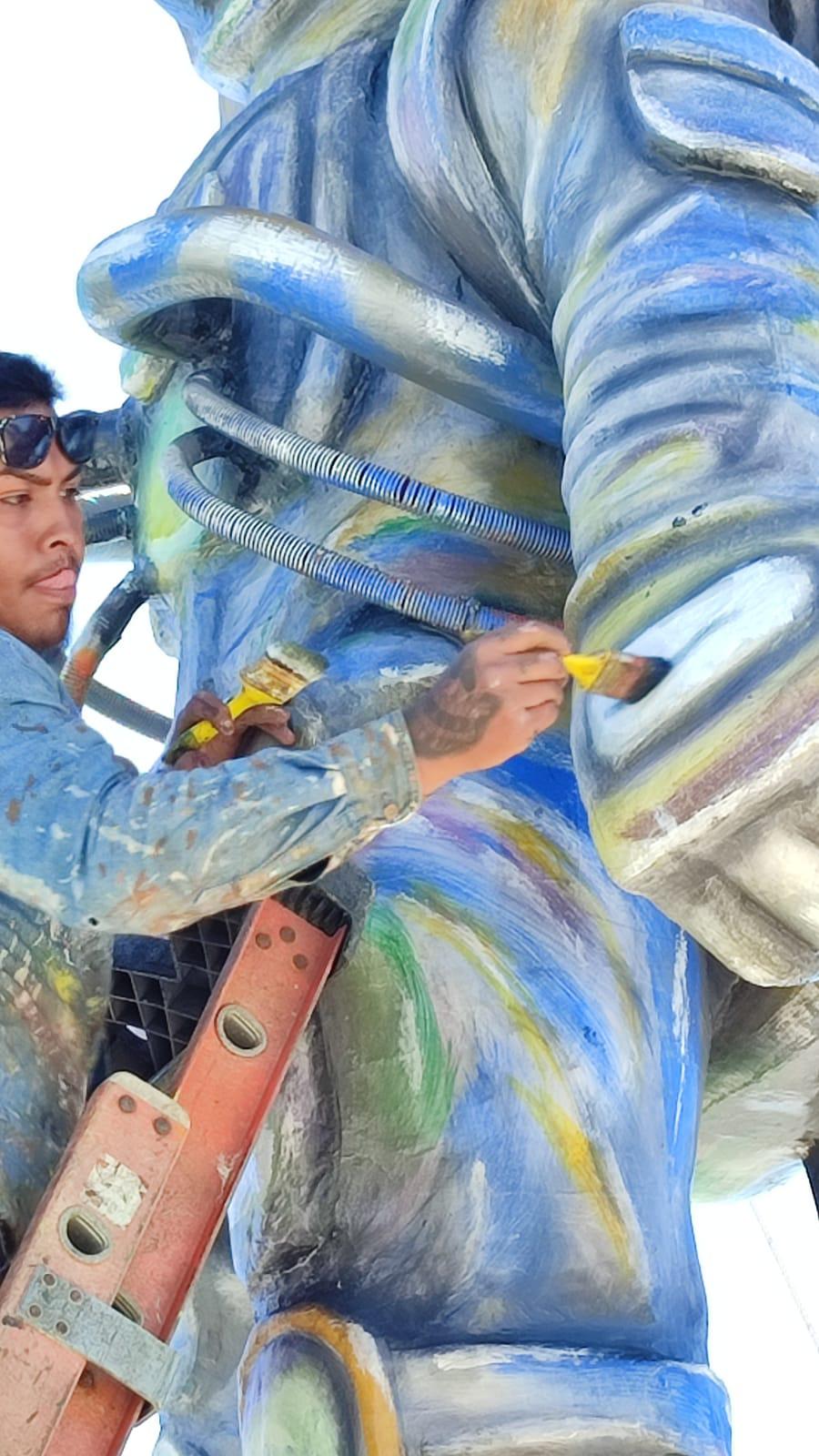 $!Grafitean monigote del astronauta de Carnaval