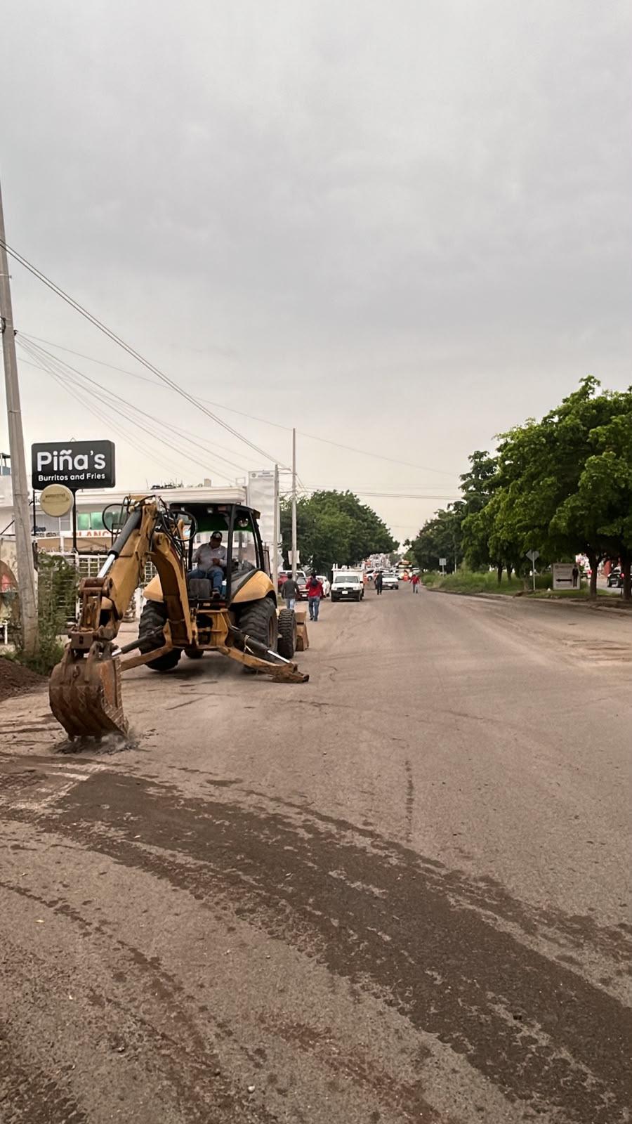 $!Cierran Avenida Benjamín Hill, en Culiacán, por obras de Japac