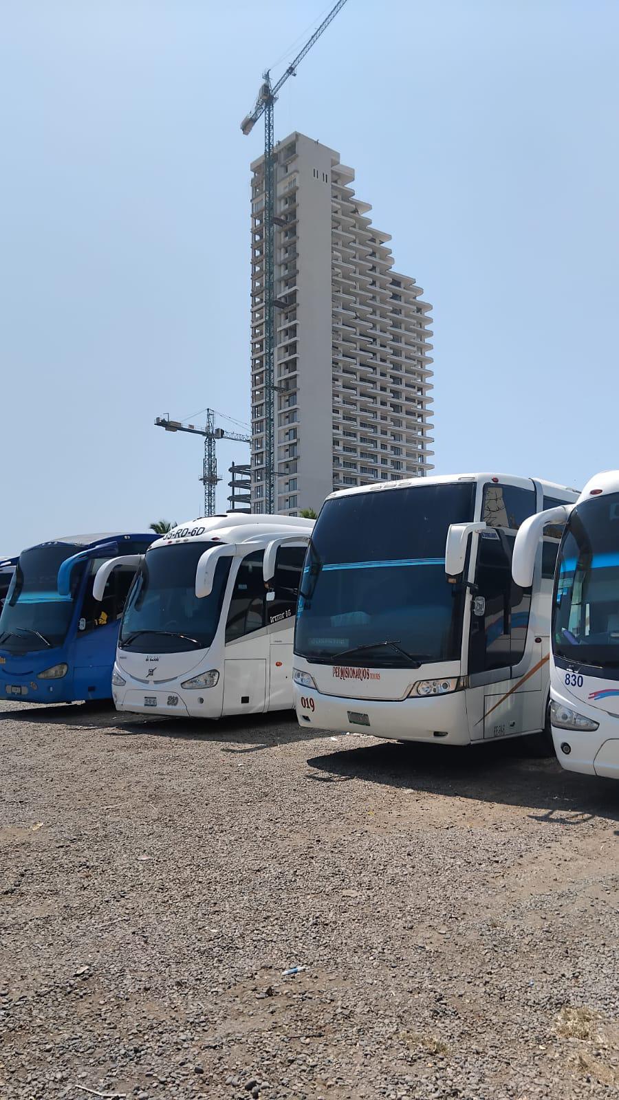 $!Cae llegada de autobuses turísticos a Mazatlán y preocupa al sector
