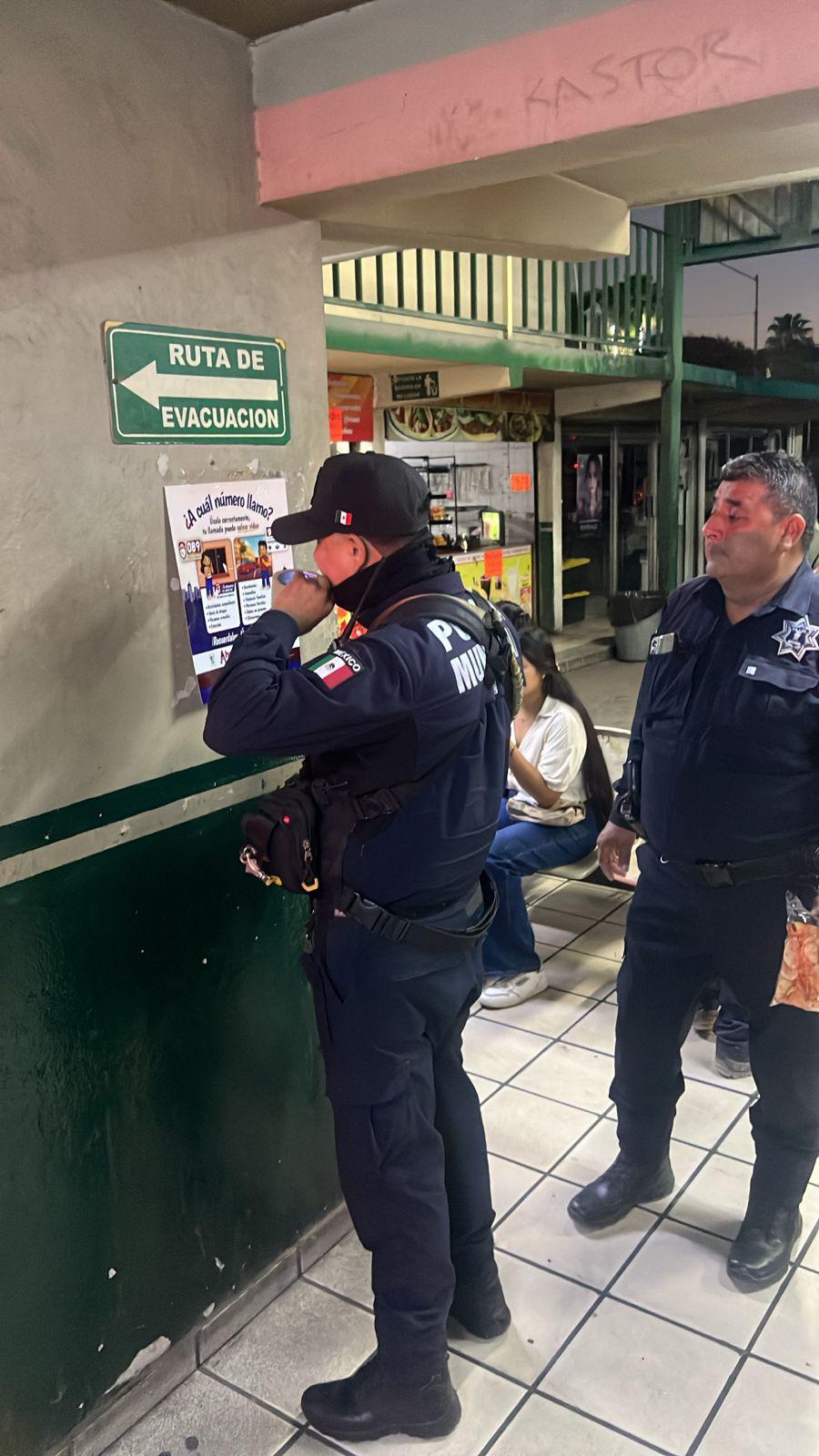 $!SSPC refuerza prevención difundiendo números de emergencia en escuelas y comercios de Ahome