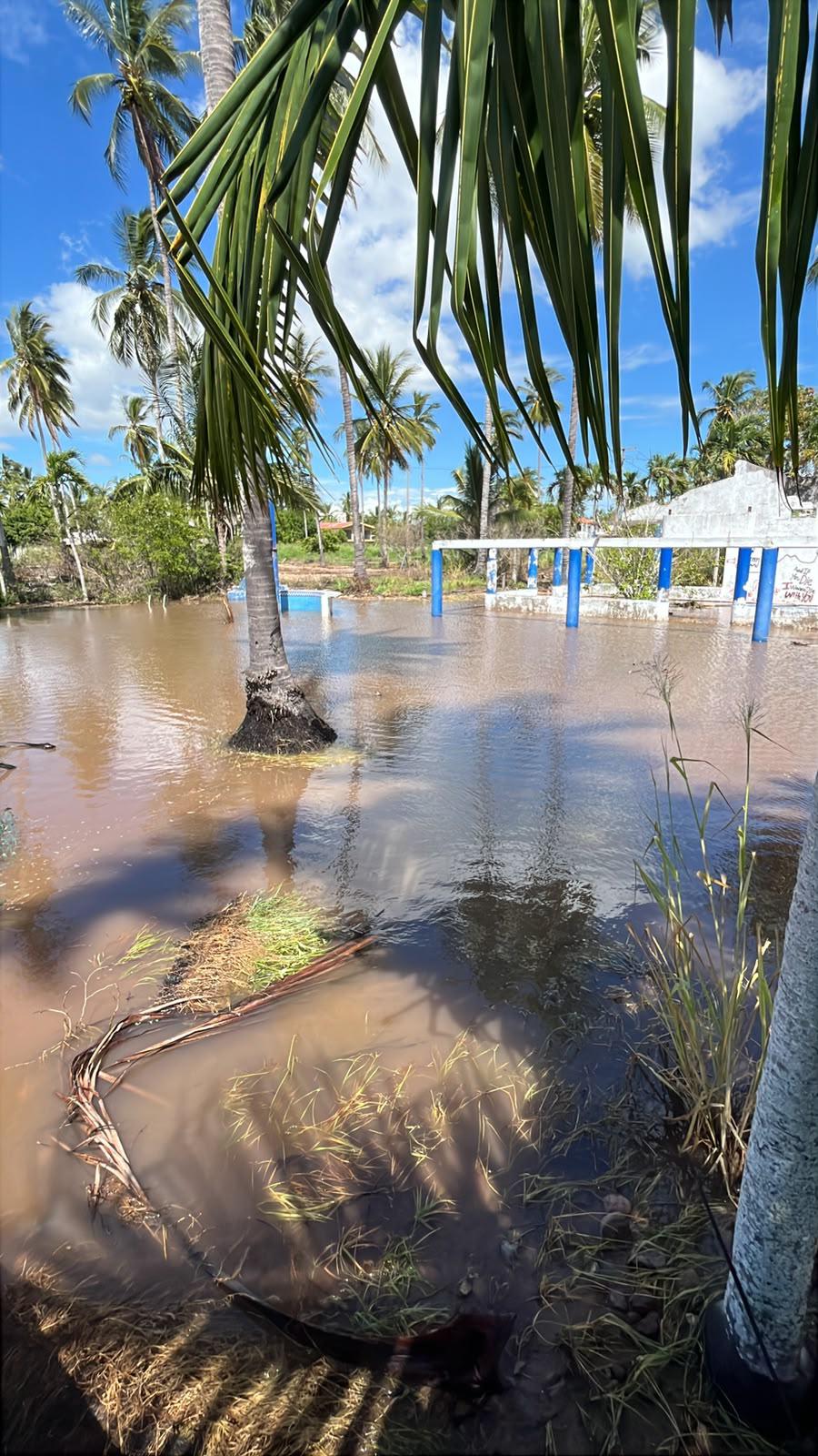 $!Marejadas también ocasiona daños en Teacapán