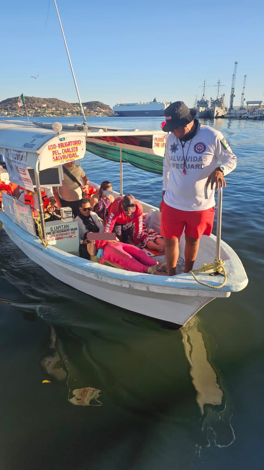 $!Salen lesionados tres turistas tras ser derribados por caballos en la Isla de la Piedra