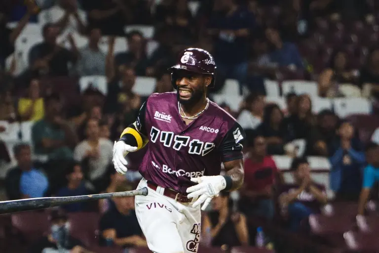 Tomateros asegura serie en casa ante Cañeros con poderío ofensivo