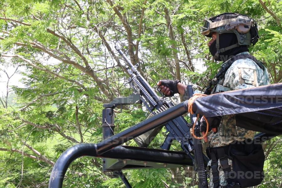 $!Encuentran cuerpo putrefacto de un hombre a un costado del camino a El Armadillo, en Mazatlán