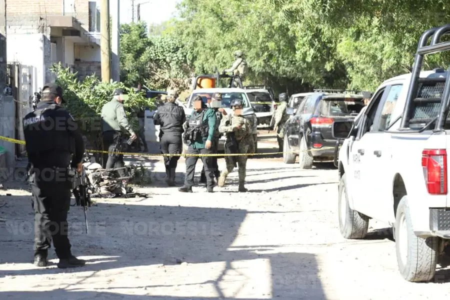 $!Pareja muere en ataque con armas y explosivos en vivienda de Villa Unión, en Mazatlán