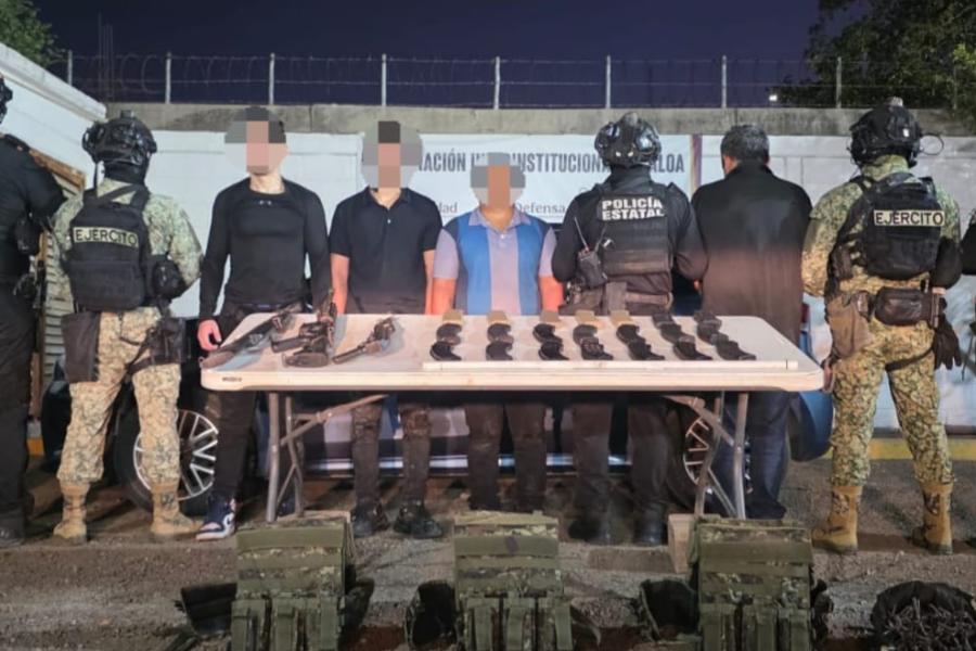 $!Liberan a persona privada de la libertad y detienen a tres armados en Los Ángeles, Culiacán