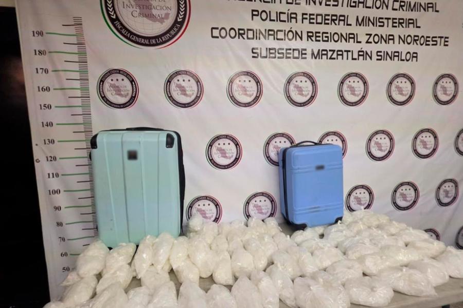 $!Aseguran 31 kilos de metanfetamina en autobús de pasajeros en Mazatlán