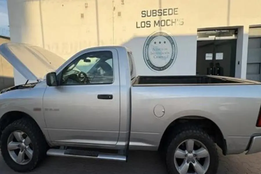 $!Detienen a dos hombres con 17 armas y droga en Ahome; llevaban arsenal rumbo a Culiacán