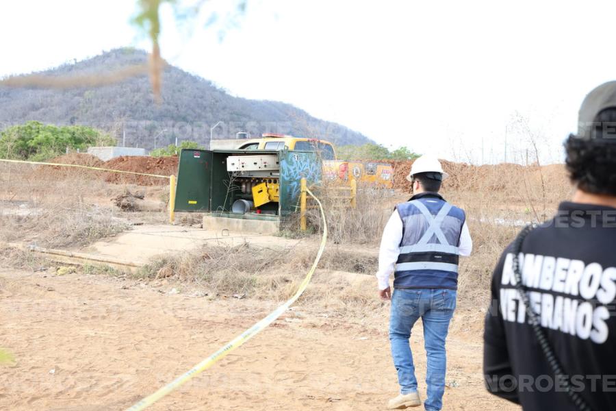 $!Hombre muere electrocutado al intentar sustraer cables de un transformador de CFE en Mazatlán