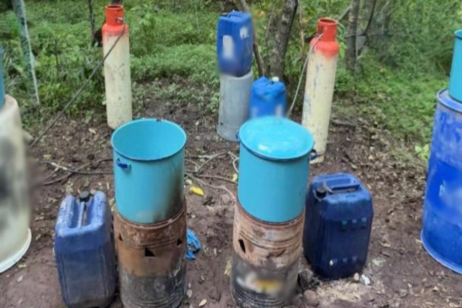 $!Inhabilitan laboratorio clandestino y aseguran químicos en Culiacán
