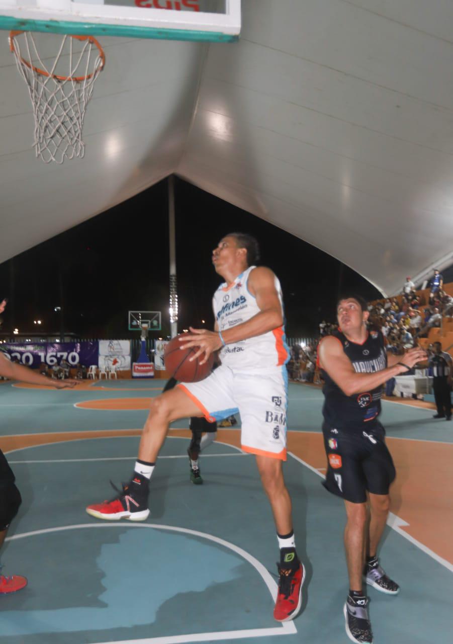 $!Delfines de Mazatlán regresa a la senda triunfal en el Cibapac