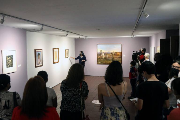 Abren exposición Entorno de la niñez con piezas del acervo Isic-Masin