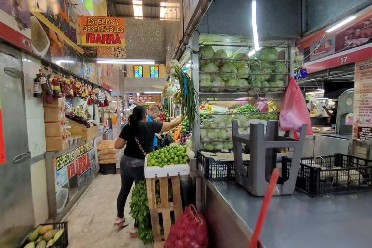 La Cuaresma no mejoró las ventas para comerciantes del Mercado Garmendia, señalan