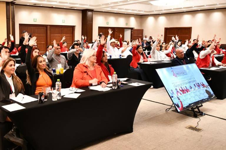 El PRI abre la puerta para que Alejandro Moreno se quede en la dirigencia hasta 2028 e incluso hasta 2032