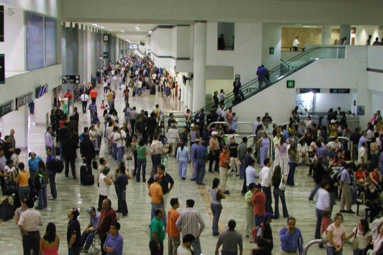 México transporta más de 61 millones de pasajeros en vuelos durante primer semestre de 2025