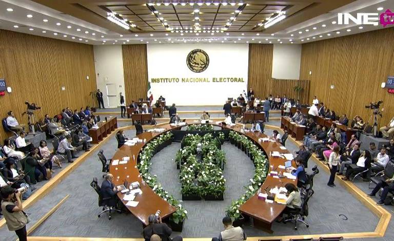 El TEPJF debe decidir sobre acordeones, porque INE se contradice, argumenta Sheinbaum