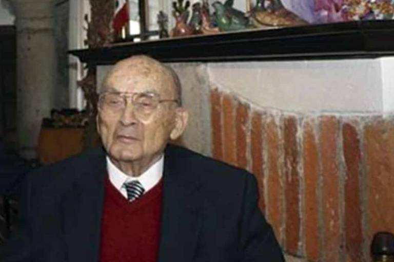 Echeverría está solo y es ignorado hasta por su familia... pero sigue impune, afirman analistas